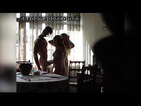 ❤️ Amigos sexuais convidam um homem gigante e uma ménage à trois com ele ❤️ Sexo superior em porno pt-br.it-com.top ❤